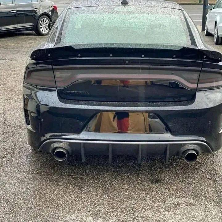2018 Dodge Charger scat pack 392 - Image 3
