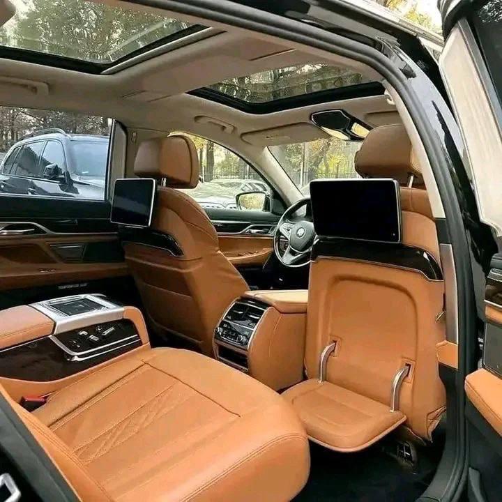 2016 BMW 740 Id XDrive - Image 4