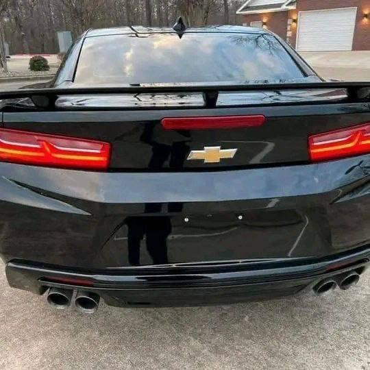 2016 Chevrolet Camaro SS 6.2L - Image 2