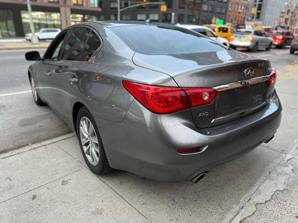 2014 Infiniti Q50 Premium - Image 5