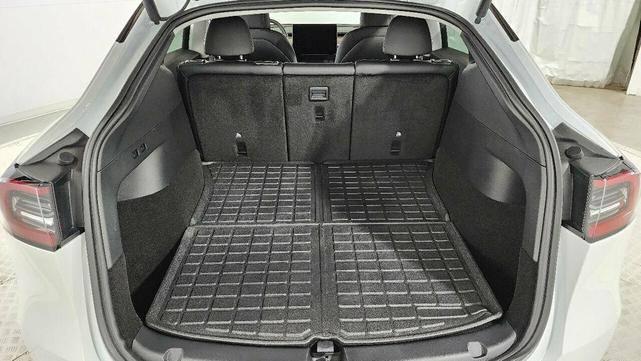 2022 Tesla Model Y Performance 6,780 mi. - Image 5