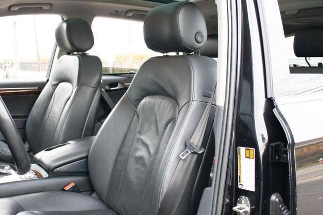 2011 Audi Q7 TDI Premium Plus 69,026 mi. - Image 2