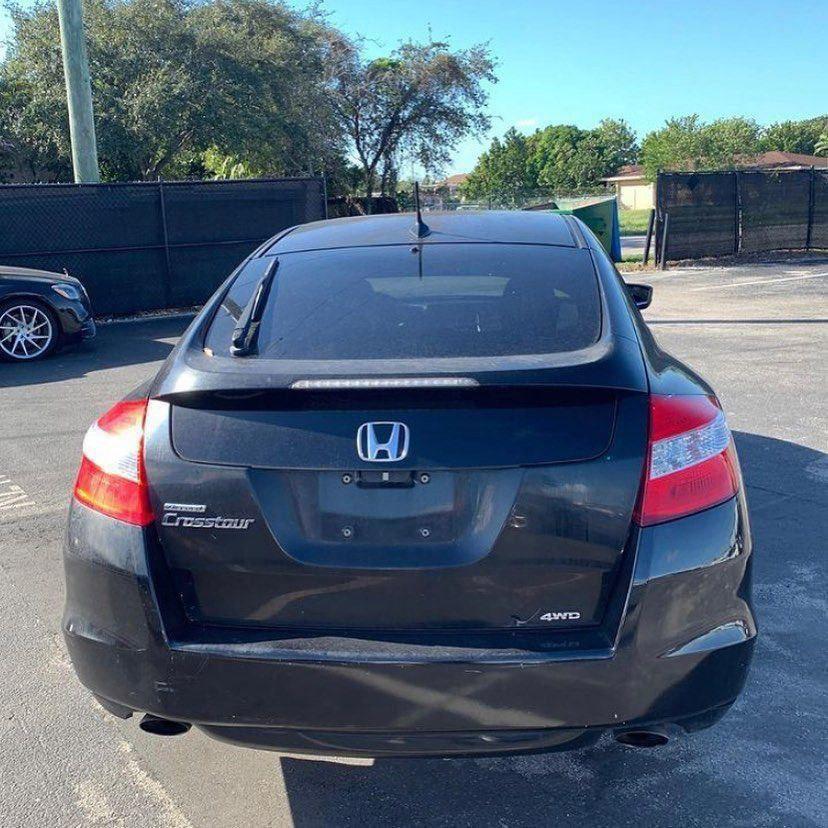 Honda Accord Crosstour - Image 4