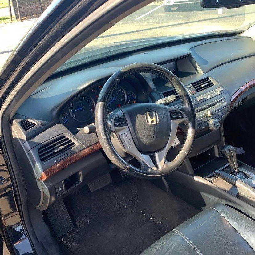 Honda Accord Crosstour - Image 5