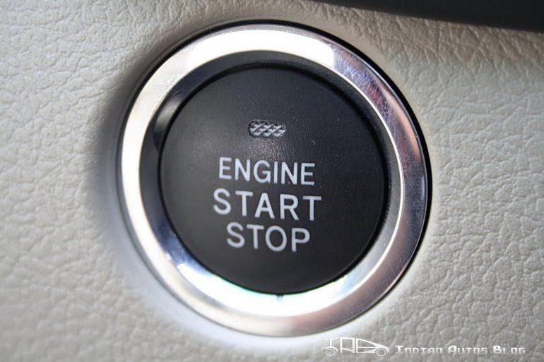 2010 Toyota Corolla Altis - Image 5